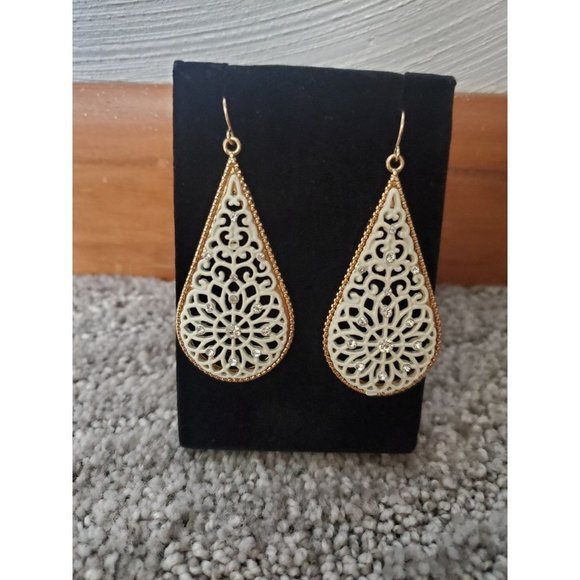 Jewelry - Large White Filigree Earrings with Sparkles